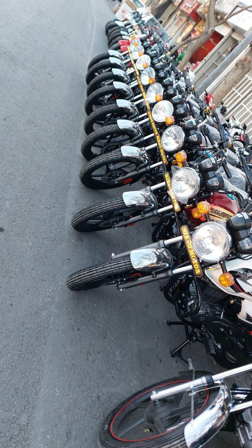 موتور بوکسور ۲۰۰ سی سی نیرو موتور اقسط|موتورسیکلت|اصفهان, عسگریه|دیوار