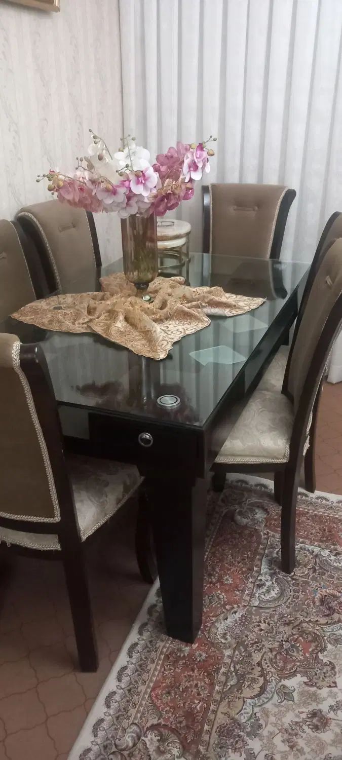 میز ناهار خوری ۶نفره|میز و صندلی غذاخوری|کرج, حصارک پایین|دیوار