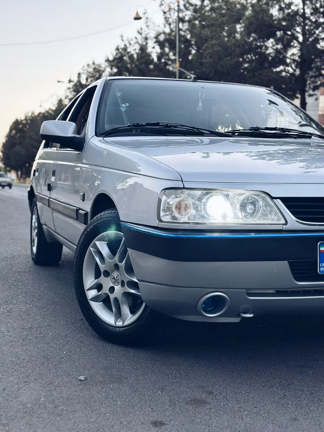 پژو 405 slx اس ال ایکس|خودرو سواری و وانت|تهران, افسریه جنوبی|دیوار