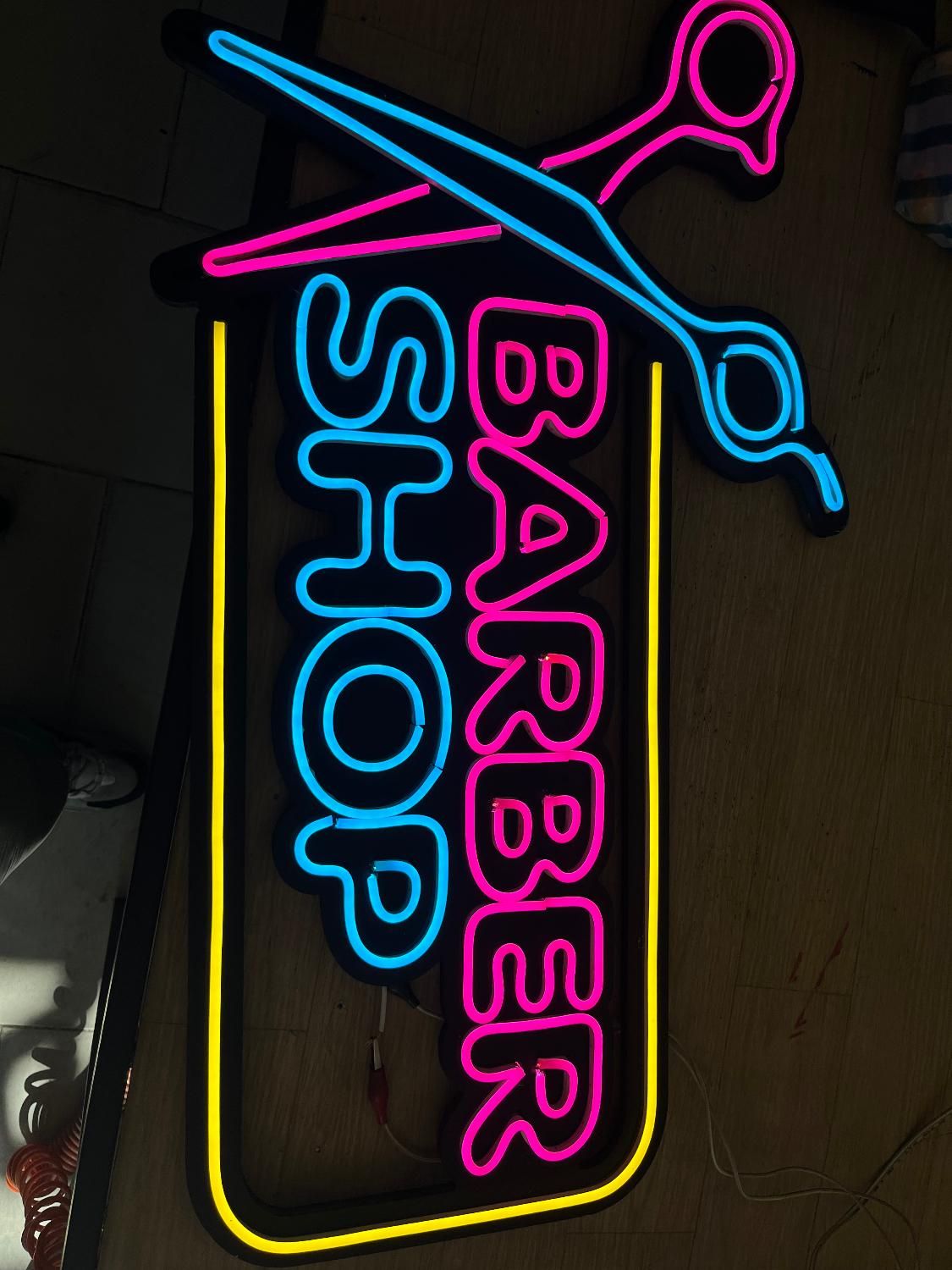 تابلوسازی/چلنیوم/نئون فلکسی/چاپ‌یووی/لایت‌باکس|خدمات پیشه و مهارت|ارومیه, |دیوار