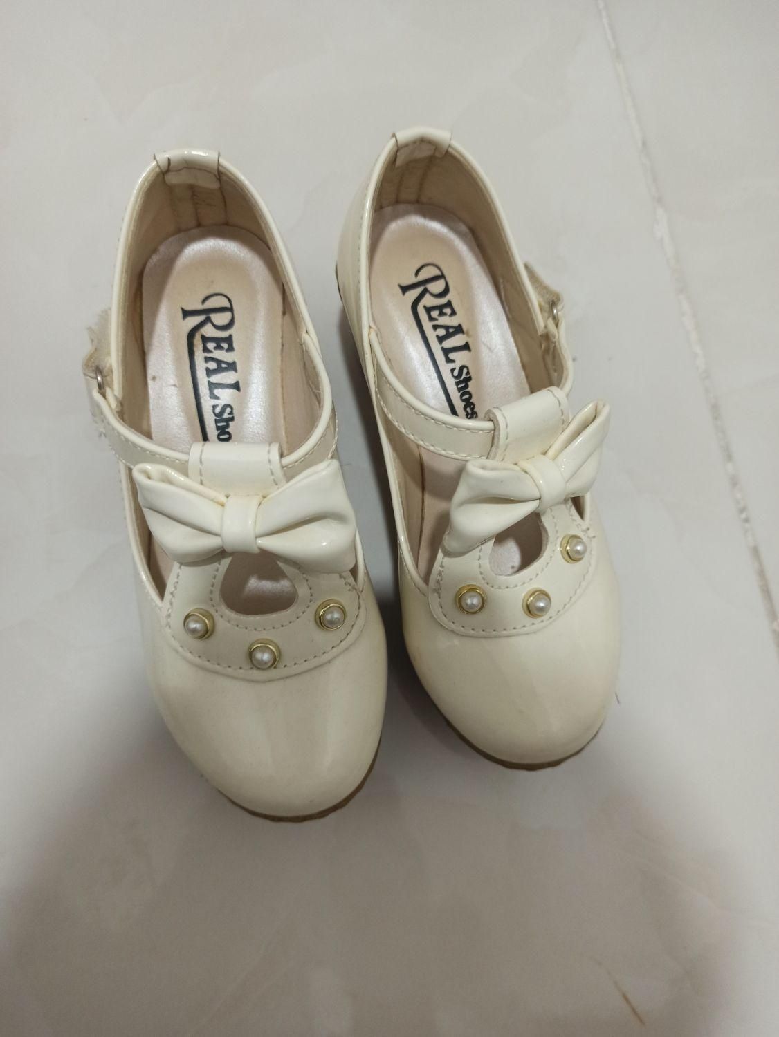 کفش مجلسی دخترانه|کیف، کفش، کمربند|شیروان (خراسان), |دیوار