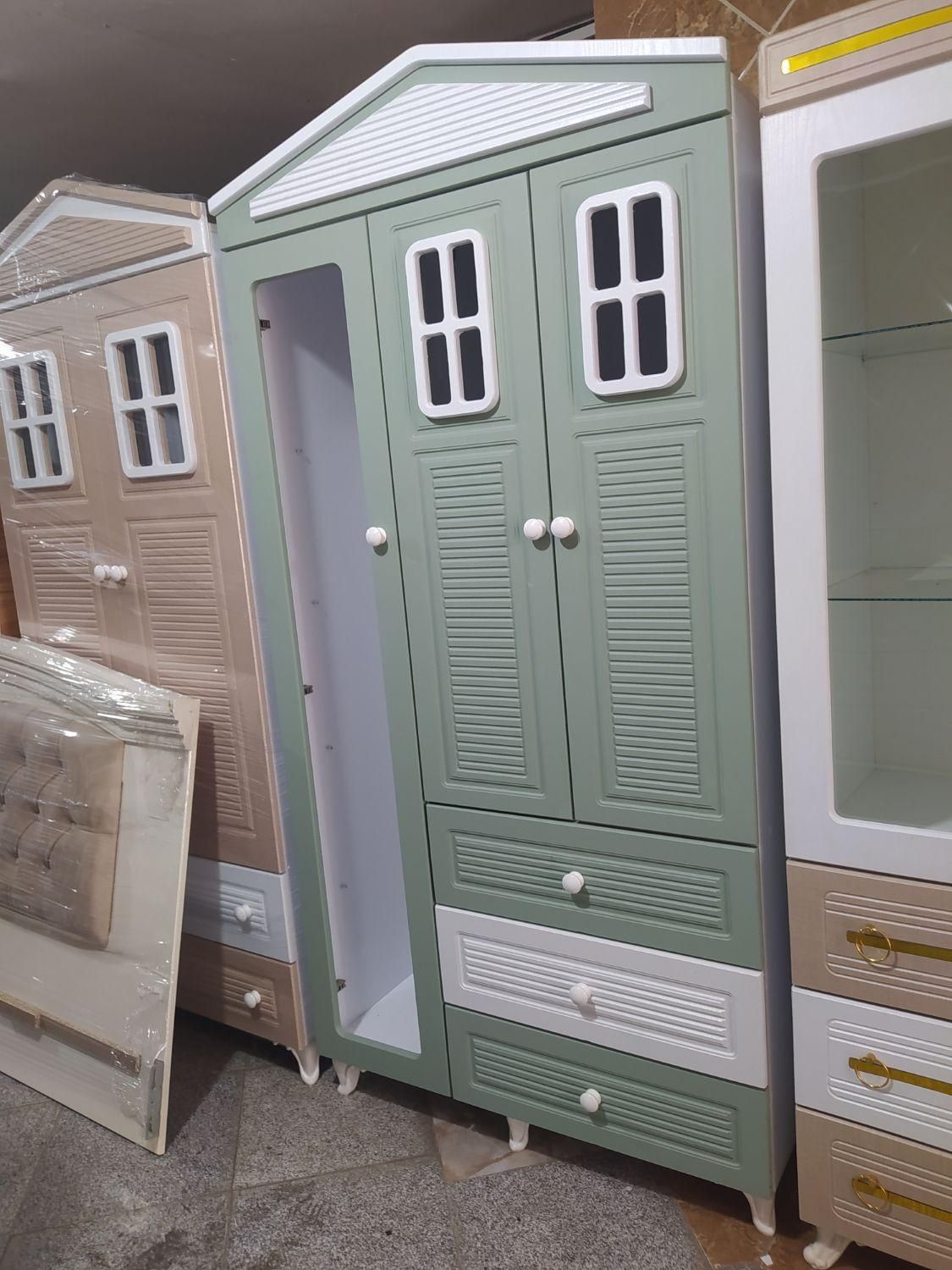 ۸۱۱کد نوزادی ست کودک کمد|اسباب و اثاث بچه|تهران, شهید رجایی|دیوار