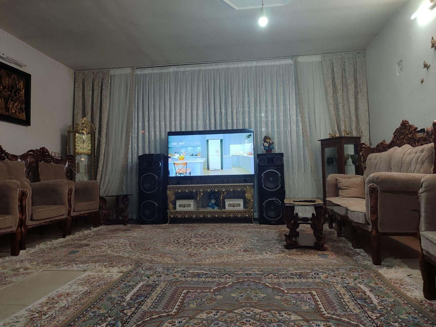پرده نو نو یک ماه وصل بوده فروش ب علت جابه جایی|پرده، رانر، رومیزی|اراک, |دیوار