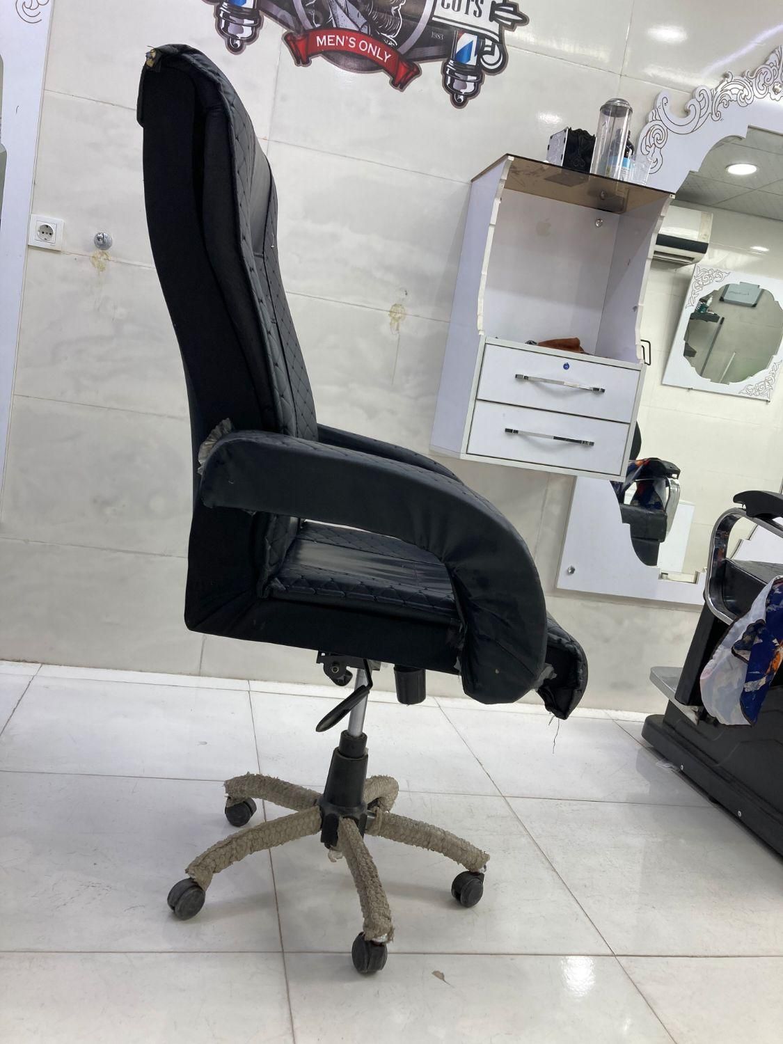 صندلی مدیریت در حد آک|مبلمان خانگی و میز عسلی|مسجد سلیمان, |دیوار