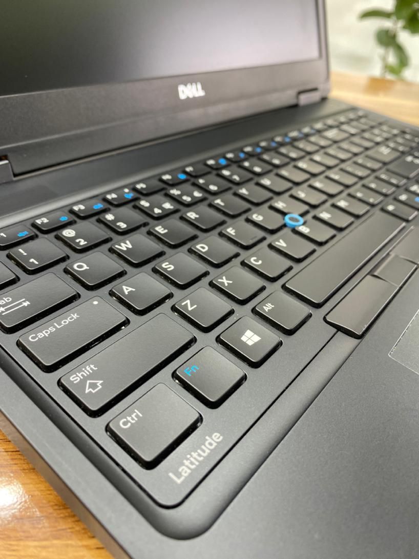 لپ تاپ  Dell 5580 i5 نسل ۶ اقتصادی و‌ پرقدرت|رایانه همراه|خمینی‌شهر, |دیوار