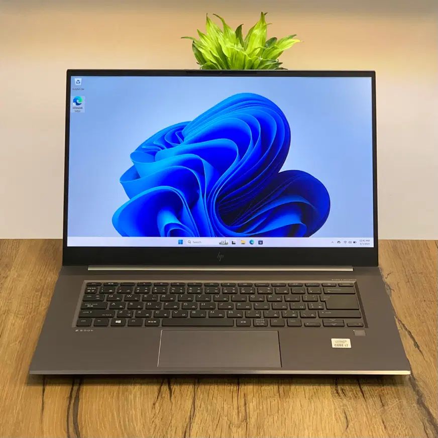 لپ‌تاپHP Zbook Studio G7/مناسب طراحان و تدوینگران|رایانه همراه|مشهد, ارشاد|دیوار