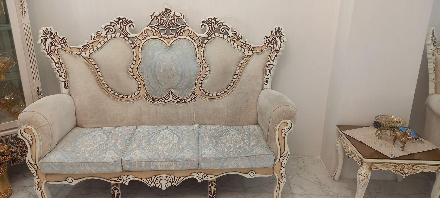 اجناس کار کرده خریدار واقعی تخفیف دارد|مبلمان خانگی و میز عسلی|اسلام‌شهر, |دیوار