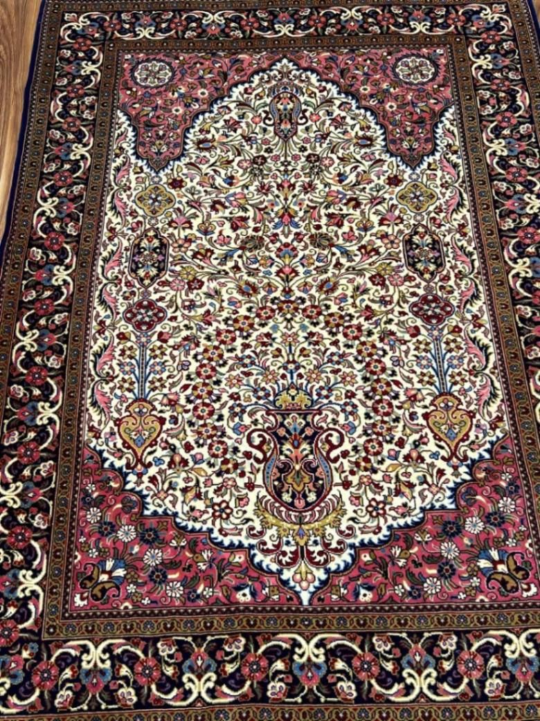 یک تخته زرعونیم قم کرک ریز بافت کم یاب بی نظیر|فرش|تهران, بازار|دیوار
