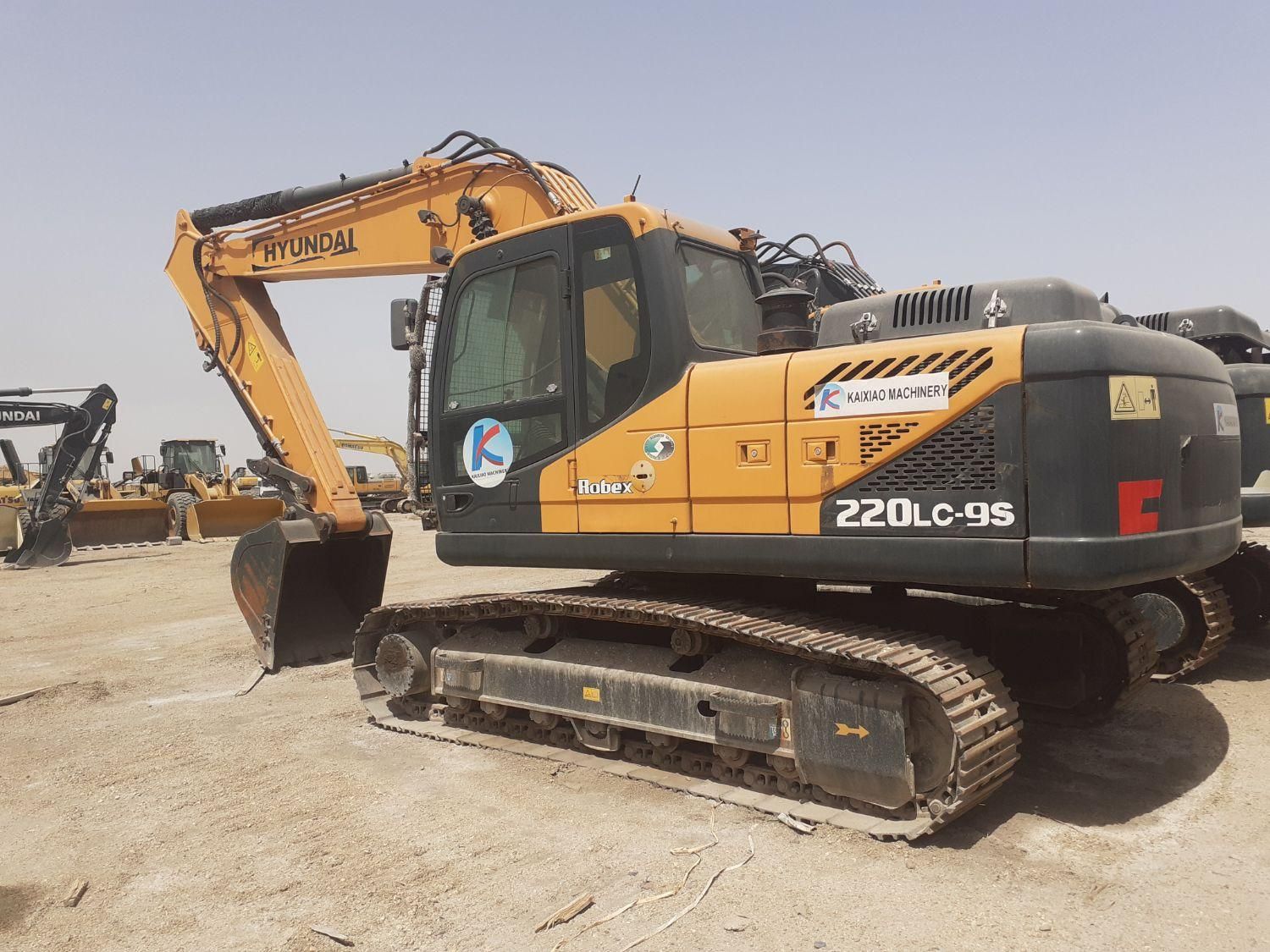 بیل میکانیکی هیوندا220کره ای اصل|خودرو سنگین|خرمشهر, |دیوار