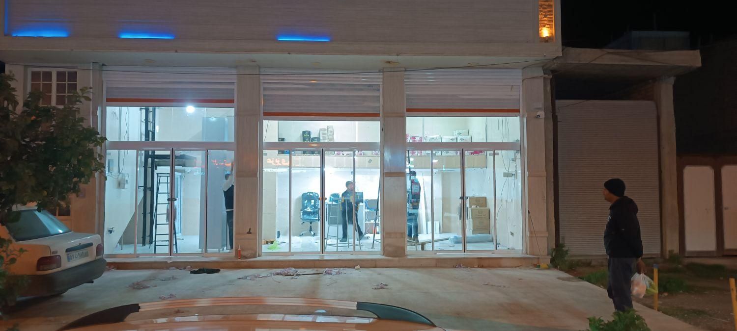 درب برقی وشیشه سکوریت|خدمات پیشه و مهارت|کازرون, |دیوار
