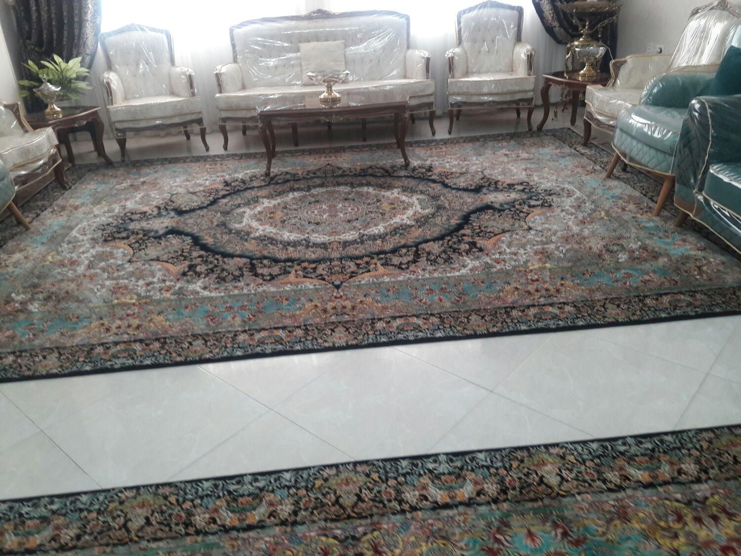 دو تخته فرش ماشینی ۱۲ متری درجه یک درحد نو|فرش|فردیس, |دیوار