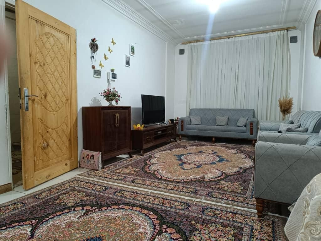 رهن آپارتمان ۷۲ متری در باغ نرده ( اصغر شجاعی )|اجارهٔ آپارتمان|اسلام‌شهر, شهرک لاله|دیوار