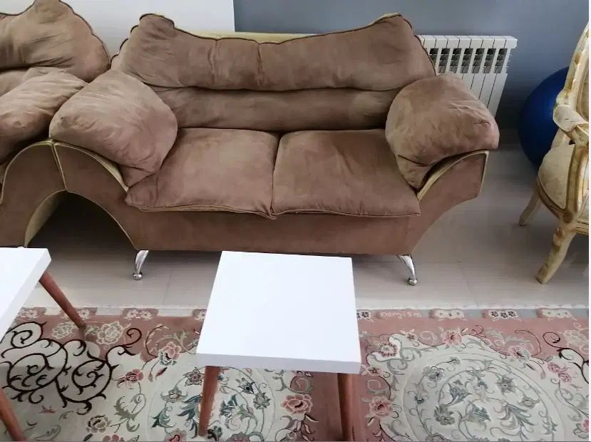 مبل راحتی 7نفره و مبل سلطنتی کلاسیک 9نفره|مبلمان خانگی و میز عسلی|مشهد, رضاشهر|دیوار