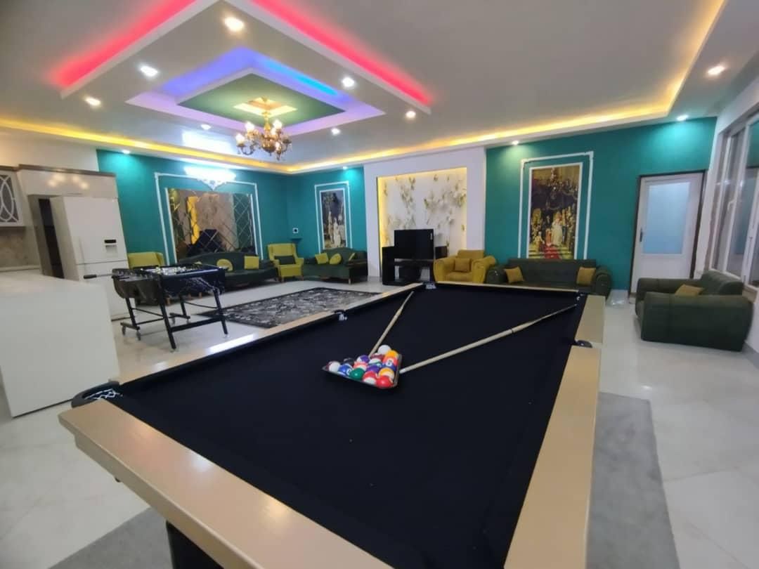 اجاره باغ ویلا استخر اب گرم سرپوشیده بیلیارد کودک|اجارهٔ کوتاهمدت ویلا و باغ|مشهد, شمس آباد|دیوار