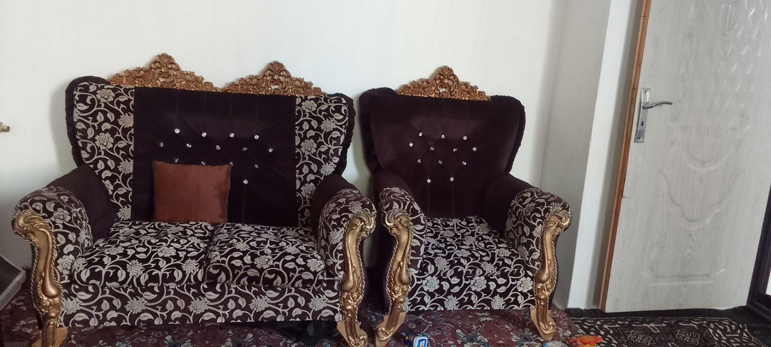 بخاطر جابجایی وسیله نو خریدم میخواهم ردش بیرود|ظروف نگهدارنده، پلاستیکی، یک‌بارمصرف|اقبالیه, |دیوار