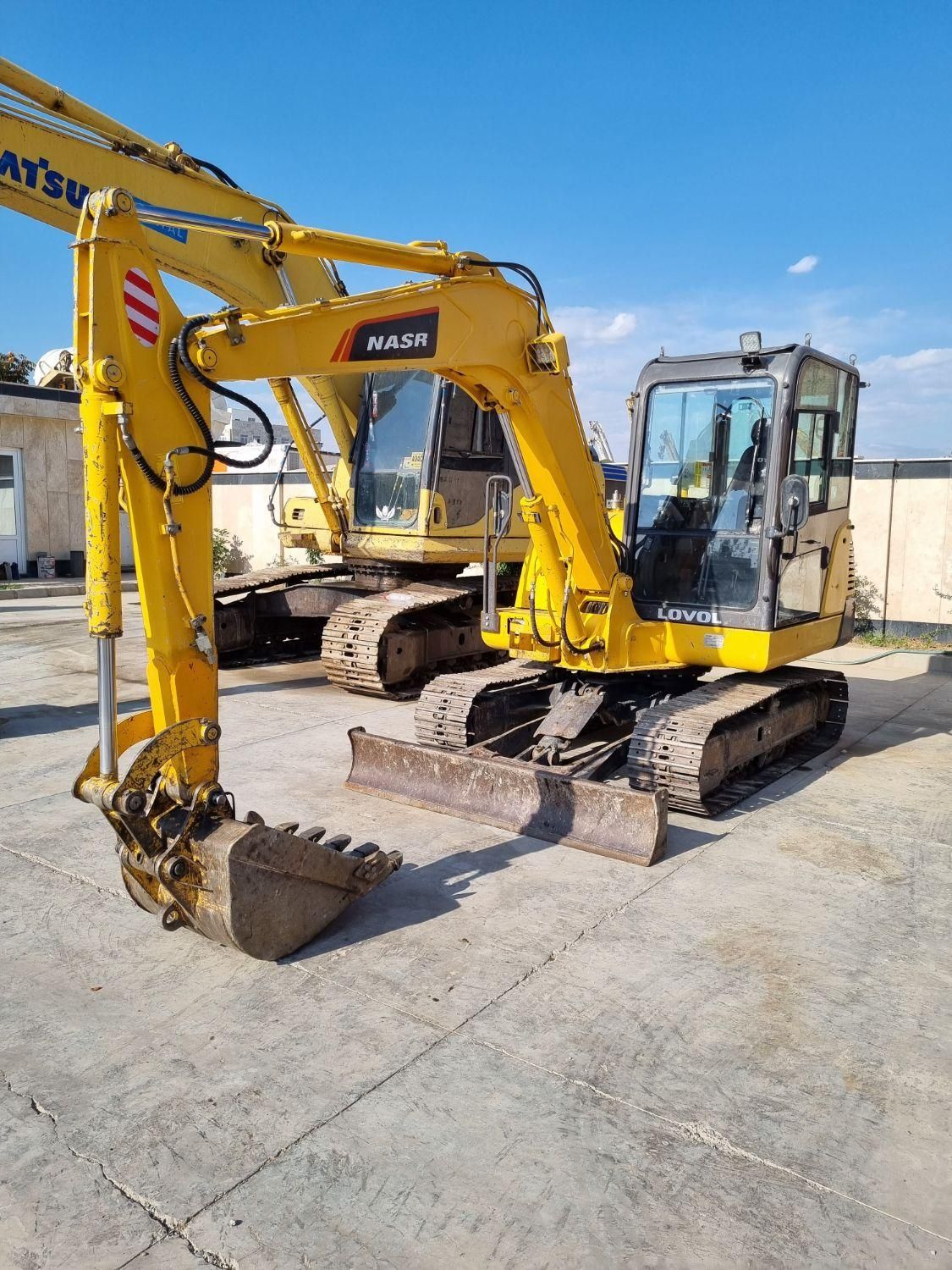 تخریب،خاکبرداری اجاره بیل مکانیکی مینی بیل|خدمات حمل و نقل|تهران, الهیه|دیوار