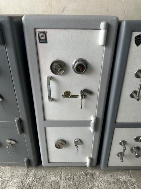 انواع گاوصندوق دو درب گاو صندوق ارتفاع 120 در 4مدل|ابزارآلات|تهران, پونک|دیوار