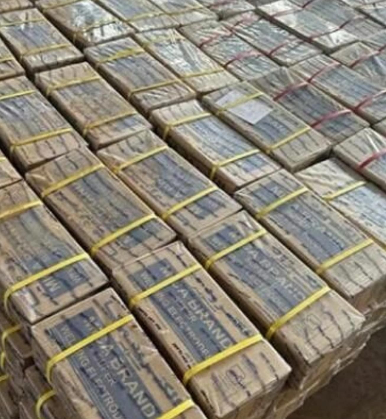 سیم جوش میکا وگونی وپلاستیک عریض کف قیمت تهران|ابزارآلات|تهران, شادآباد|دیوار