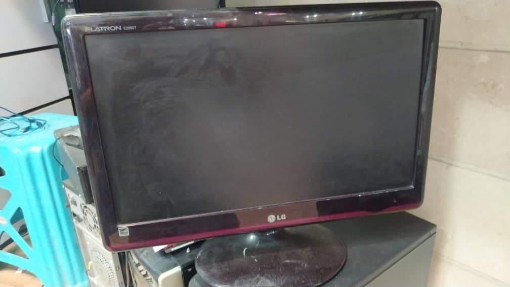 مانیتور20 اینچ LG|رایانه رومیزی|تهران, شهران جنوبی|دیوار