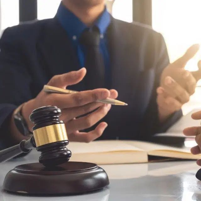 وکیل و مشاور حقوقی ، تنظیم دادخواست و لایحه|خدمات مالی، حسابداری، بیمه|تهران, استاد معین|دیوار