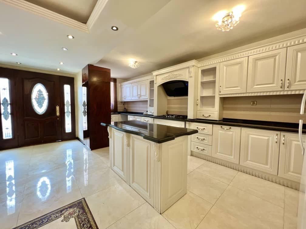 اجاره روزانه ویلا ۴ خواب|اجارهٔ کوتاهمدت ویلا و باغ|رودهن, |دیوار