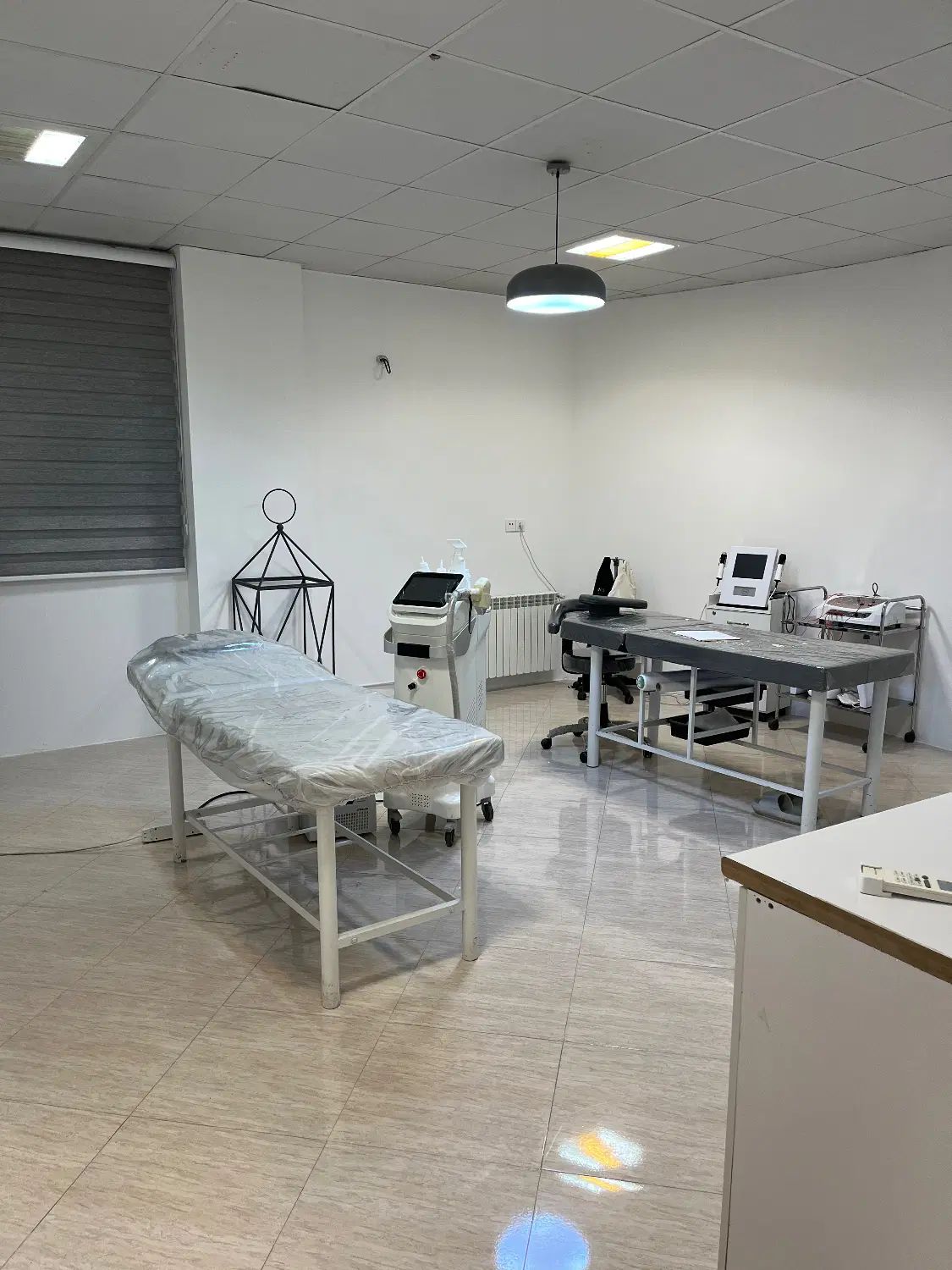 واگذاری مطب زیبایی درمانی(پوست ومو)|فروش دفتر کار، اتاق اداری، مطب|مشهد, صیاد شیرازی|دیوار