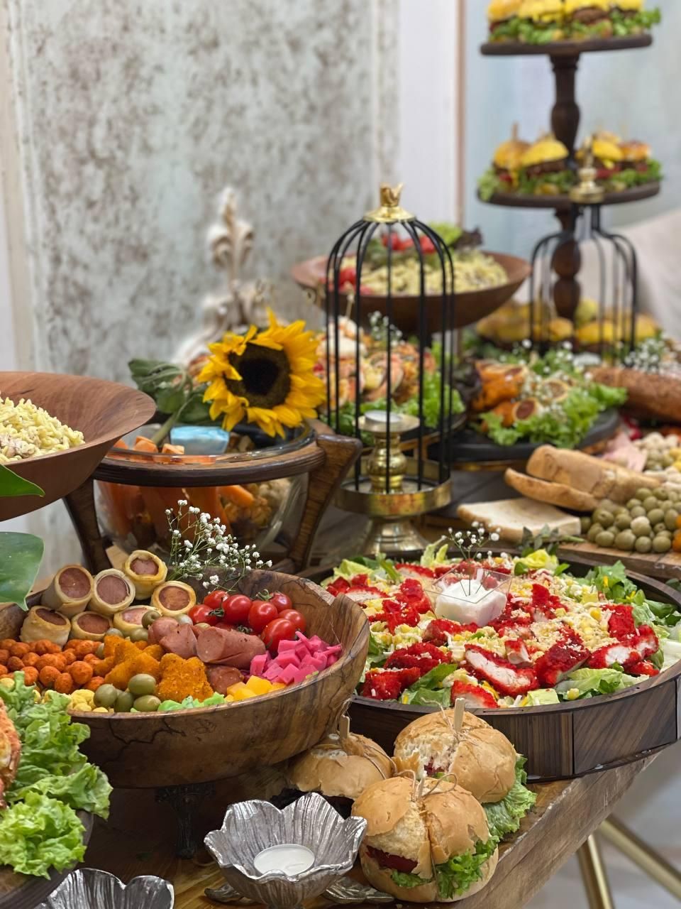 فینگرفود/فینگر فود/اجاره باغ/کرایه ظروف/بادکنک آرا|خدمات پذیرایی، مراسم|مشهد, کوثر|دیوار