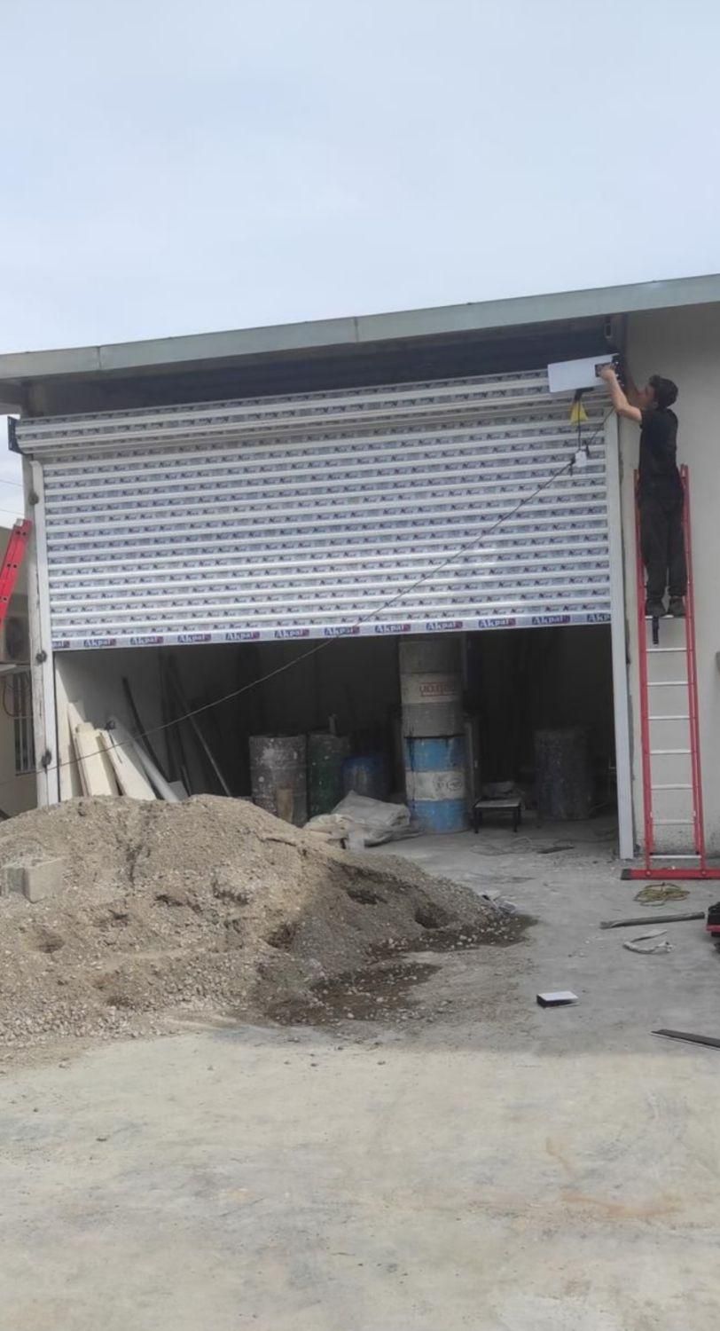 نصب و تعمیرات جک و کرکره برقی و سایبان برقی|خدمات پیشه و مهارت|آمل, |دیوار
