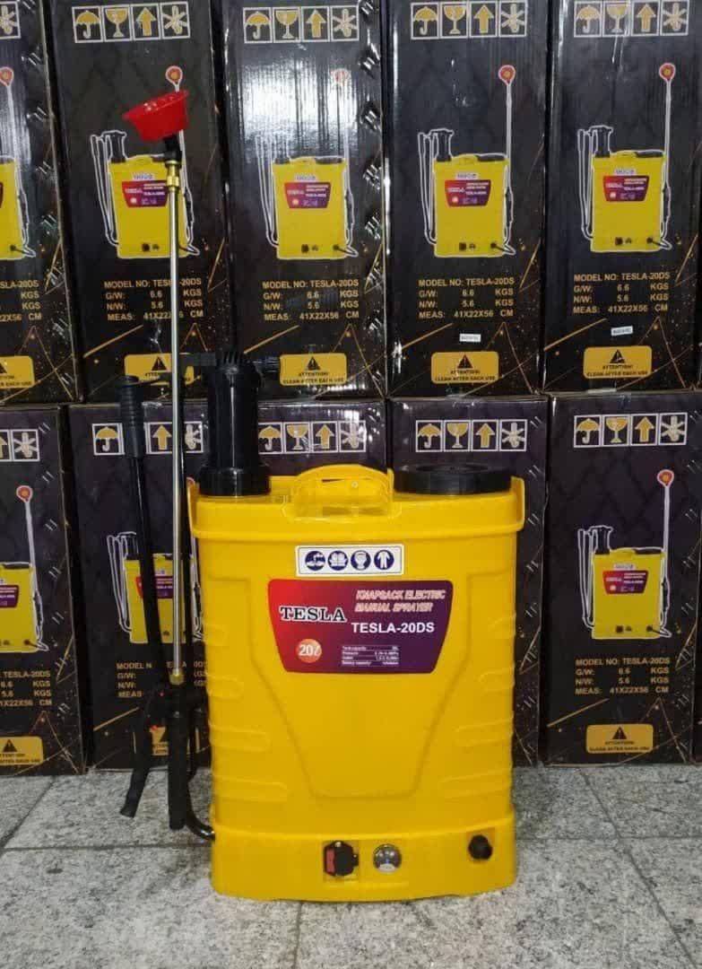 سمپاش شارژی ۲۰ لیتری|ماشین‌آلات صنعتی|قم, بنیاد|دیوار