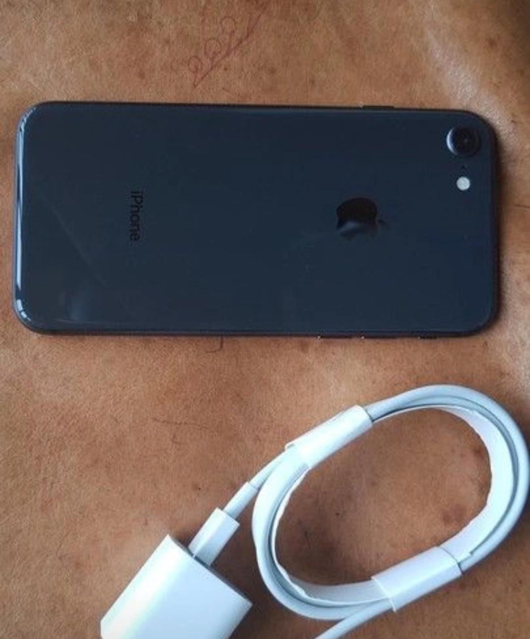 اپل iPhone 8 با حافظهٔ ۶۴ گیگابایت|موبایل|اصفهان, خانه اصفهان|دیوار