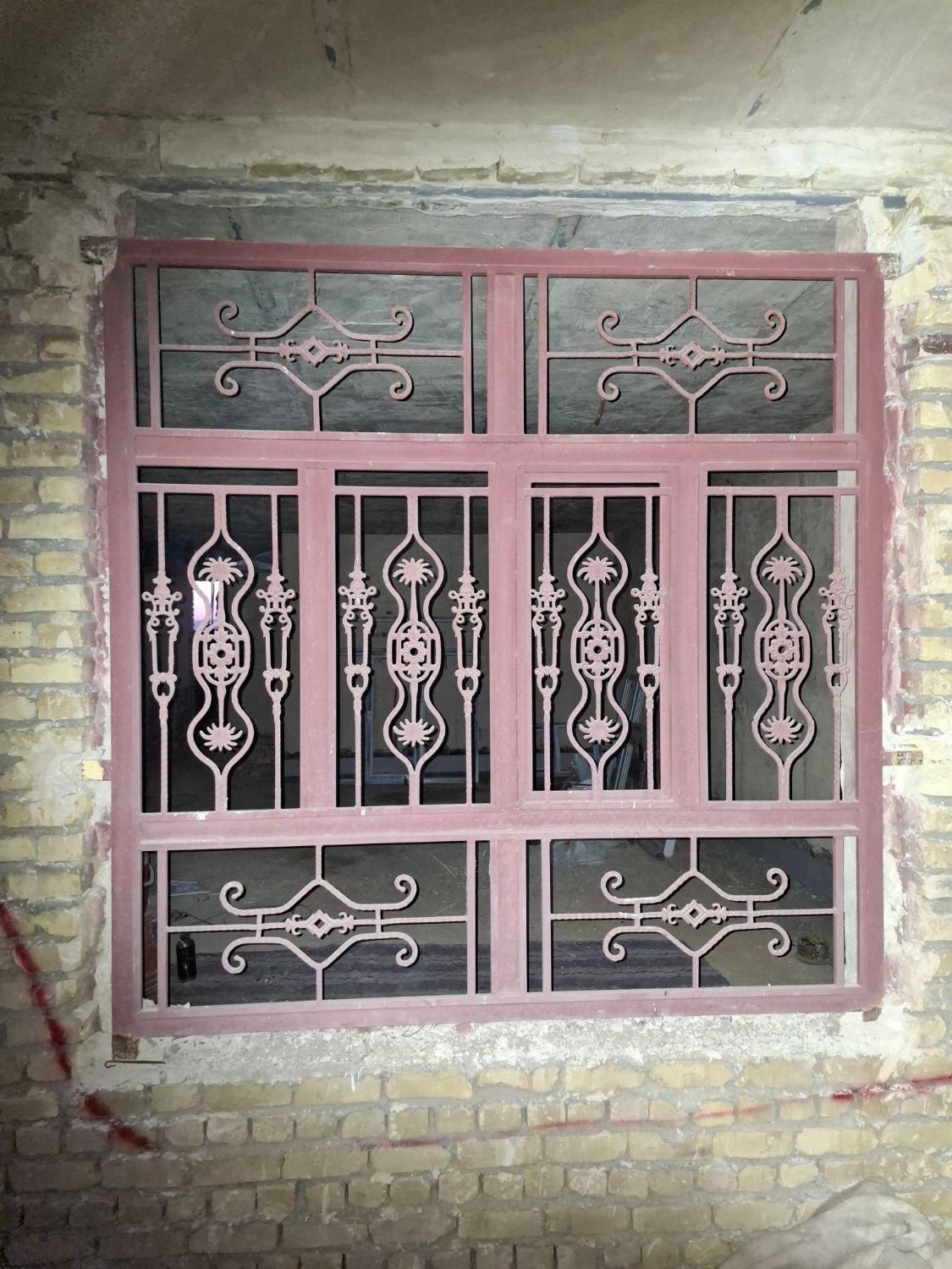 درب وپنجره آهنی درحد نو|مصالح و تجهیزات ساختمان|بردسکن, |دیوار