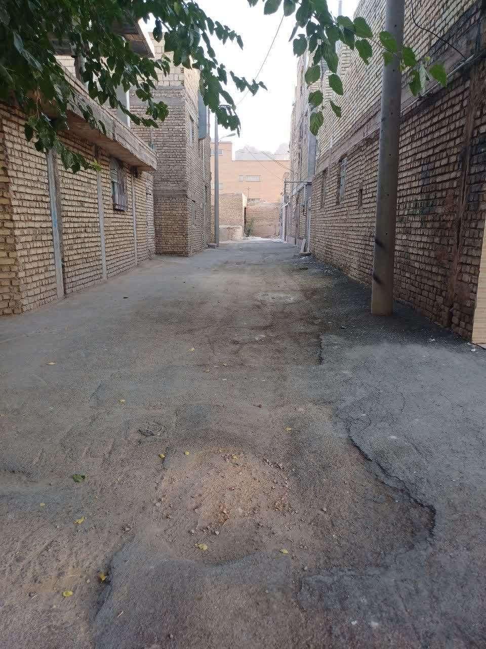زمین مسکونی.۱۳۴متربامجوزساخت|فروش زمین و ملک کلنگی|اصفهان, ارداجی|دیوار