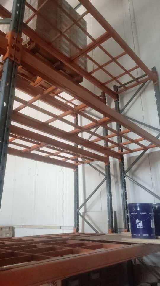 قفسه راک صنعتی . قفسه لاستیک . قفسه انبار|فروشگاه و مغازه|رشت, فلسطین|دیوار