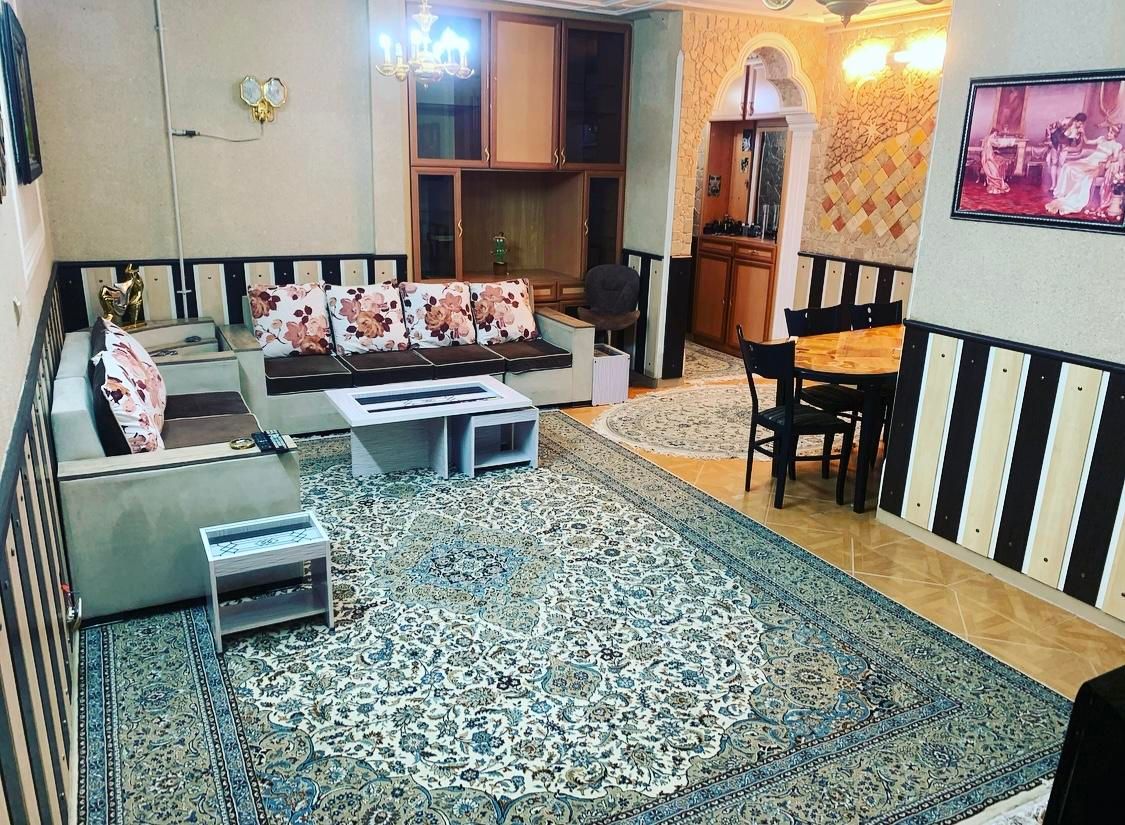 منزل مبله شهرک گلستان|اجارهٔ کوتاه‌مدت آپارتمان و سوئیت|شیراز, شهرک گلستان|دیوار