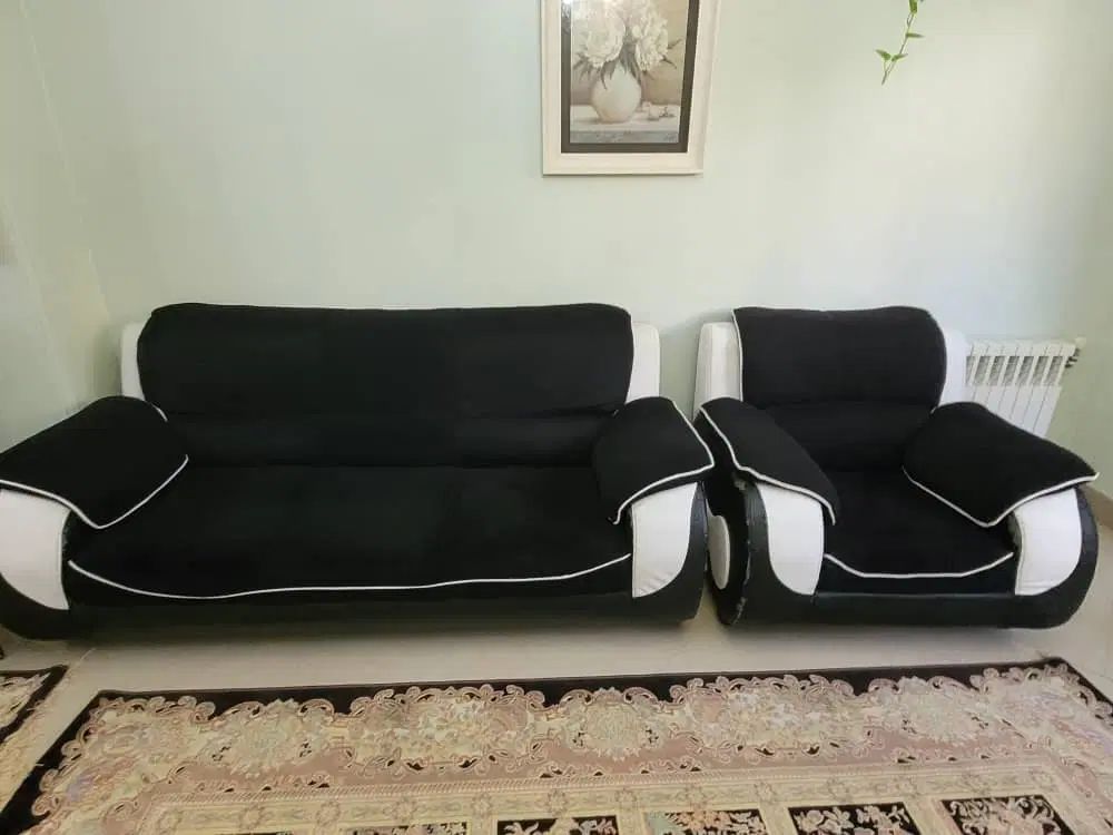 مبل ۷ نفره و‌ کاناپه و یک بوفه به همراه کریستال|مبلمان خانگی و میز عسلی|تهران, دربند|دیوار