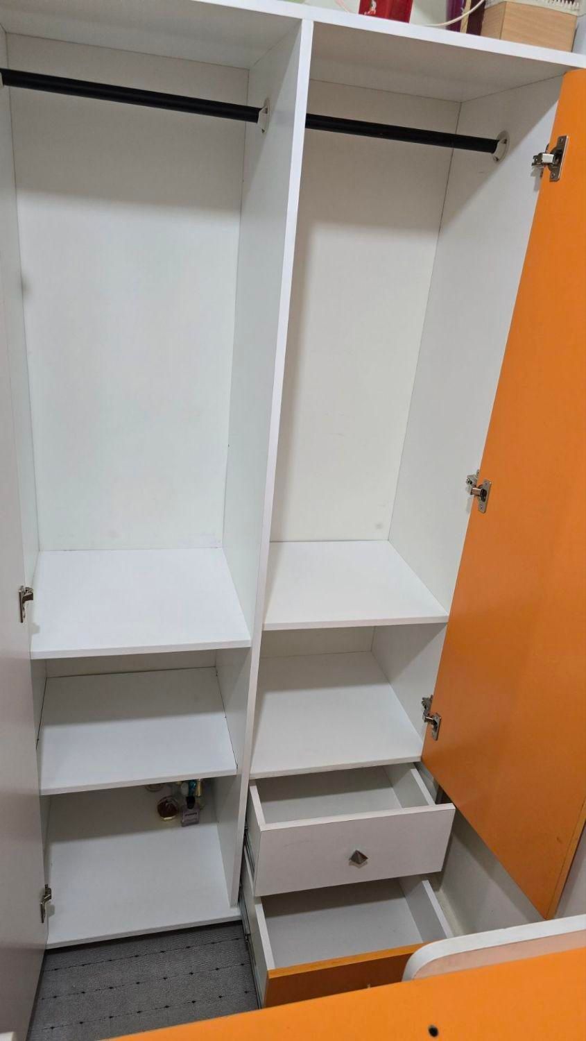 تخت دو منظوره و کمد و تشک کودک و نوجوان|تخت و سرویس خواب|بندرعباس, |دیوار