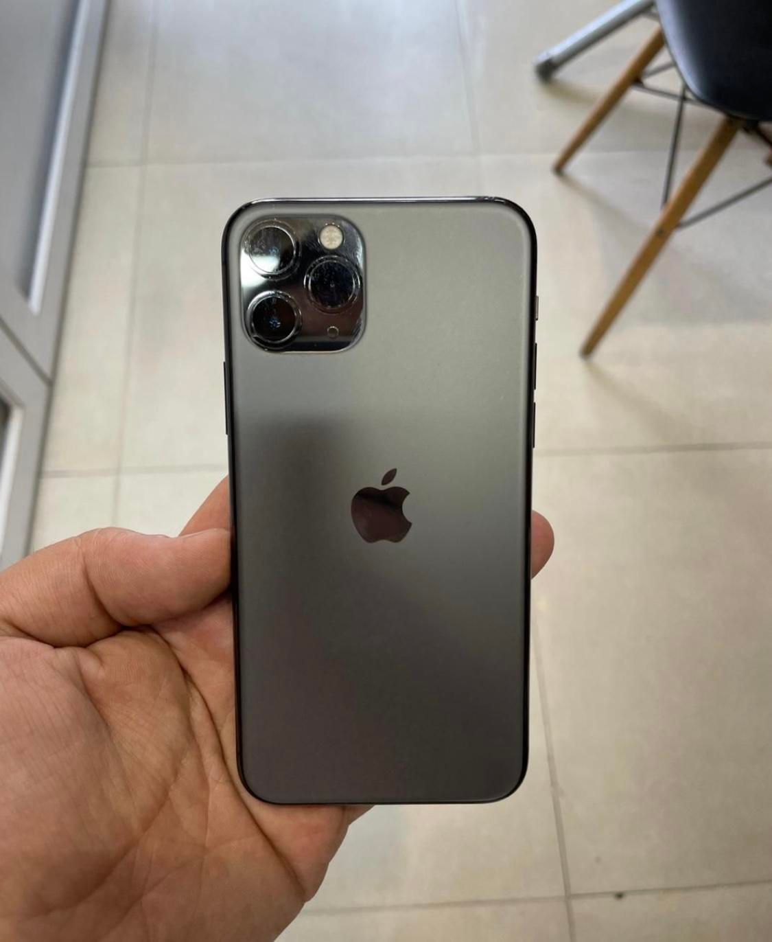 اپل iPhone 11 Pro با حافظهٔ ۲۵۶ گیگابایت|موبایل|الیگودرز, |دیوار