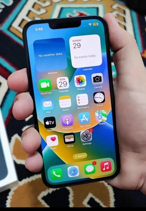 اپل iPhone 13 با حافظهٔ ۱۲۸ گیگ + اپل واچ سری 8|موبایل|خورموج, |دیوار