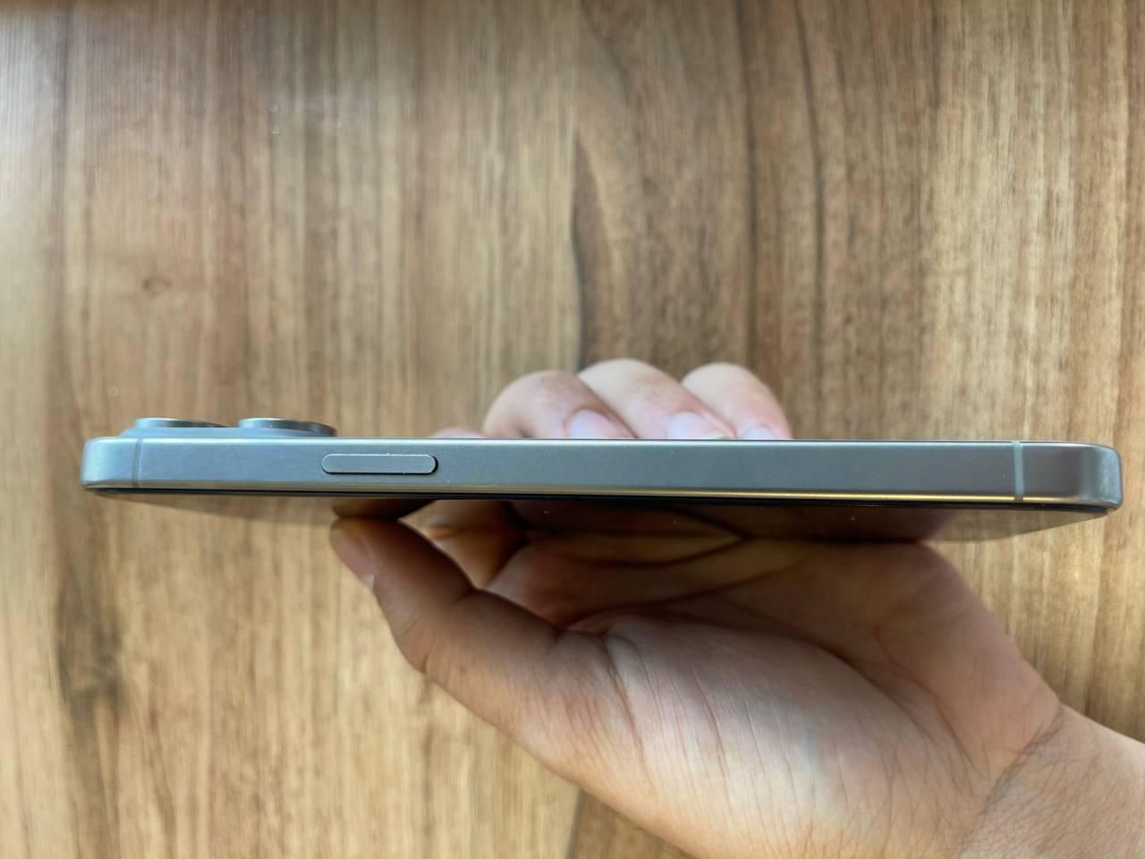 اپل iPhone 15 Pro Max با حافظهٔ ۲۵۶ گیگابایت|موبایل|سبزوار, ولیعصر (نجار آباد)|دیوار