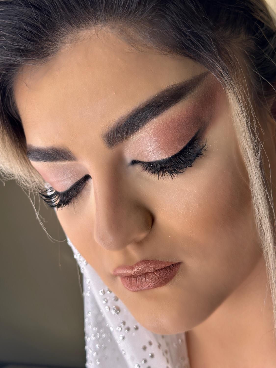 میکاپ ۵۰۰شینیون ۴۰۰|خدمات آرایشگری و زیبایی|هشتگرد, هشتگرد قدیم|دیوار