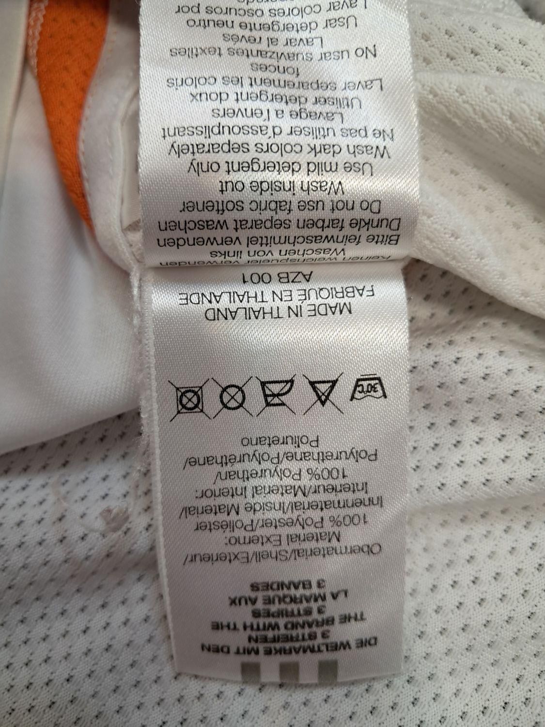 تیشرت اورجینال adidas تولید برج ۴سال ۲۰۰۶ کارکرده|لباس|پرند, فاز ۵|دیوار