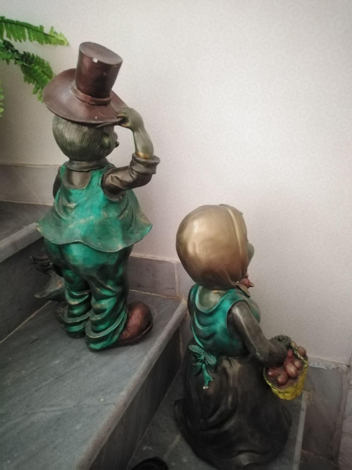 مجسمه زیبا مناسب خونه باغ واتلیه و رستورانهاو...|مجسمه، تندیس، ماکت|سمنان, |دیوار