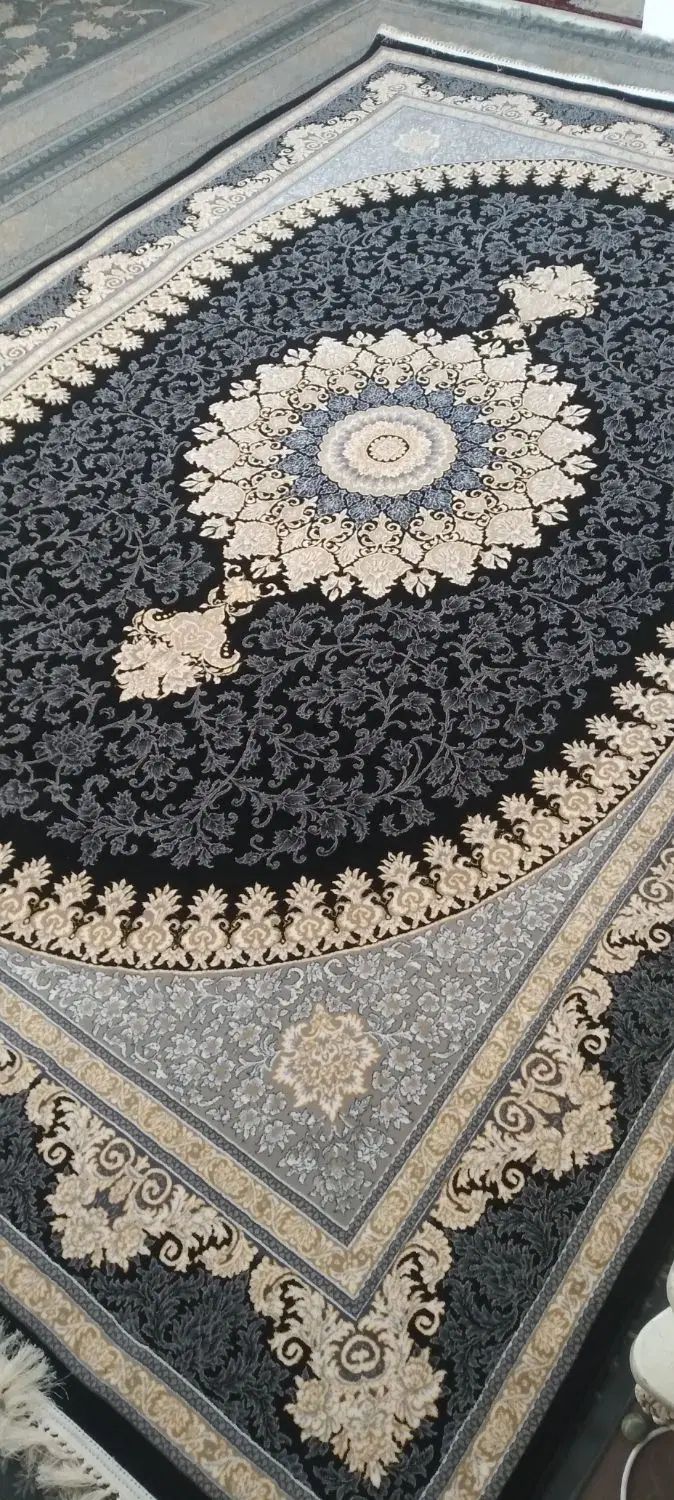 دو تخته فرش۹متری۷۰۰شانه سرمه ای جفت|فرش|تهران, وحیدیه|دیوار