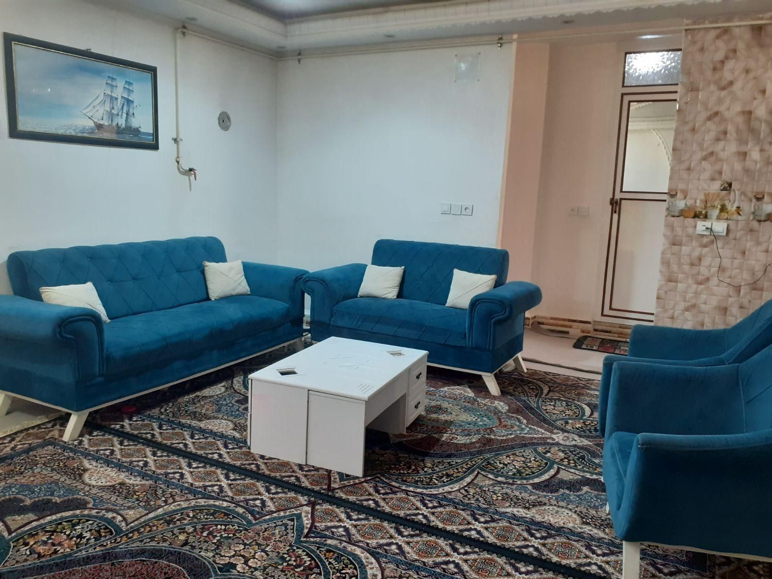 مبل در حد نو ۷نفره|مبلمان خانگی و میز عسلی|شوش, |دیوار