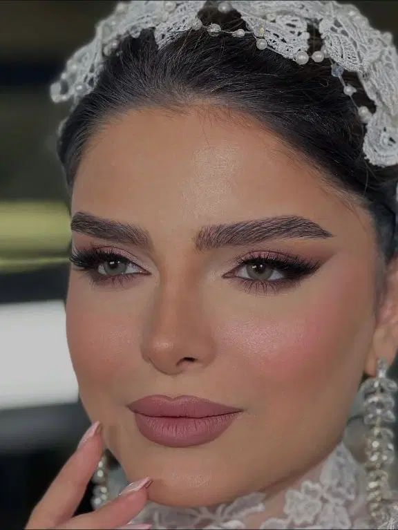 میکاپ و شنیون VIP|خدمات آرایشگری و زیبایی|مشهد, ادیب نیشابوری (شهرک غرب)|دیوار