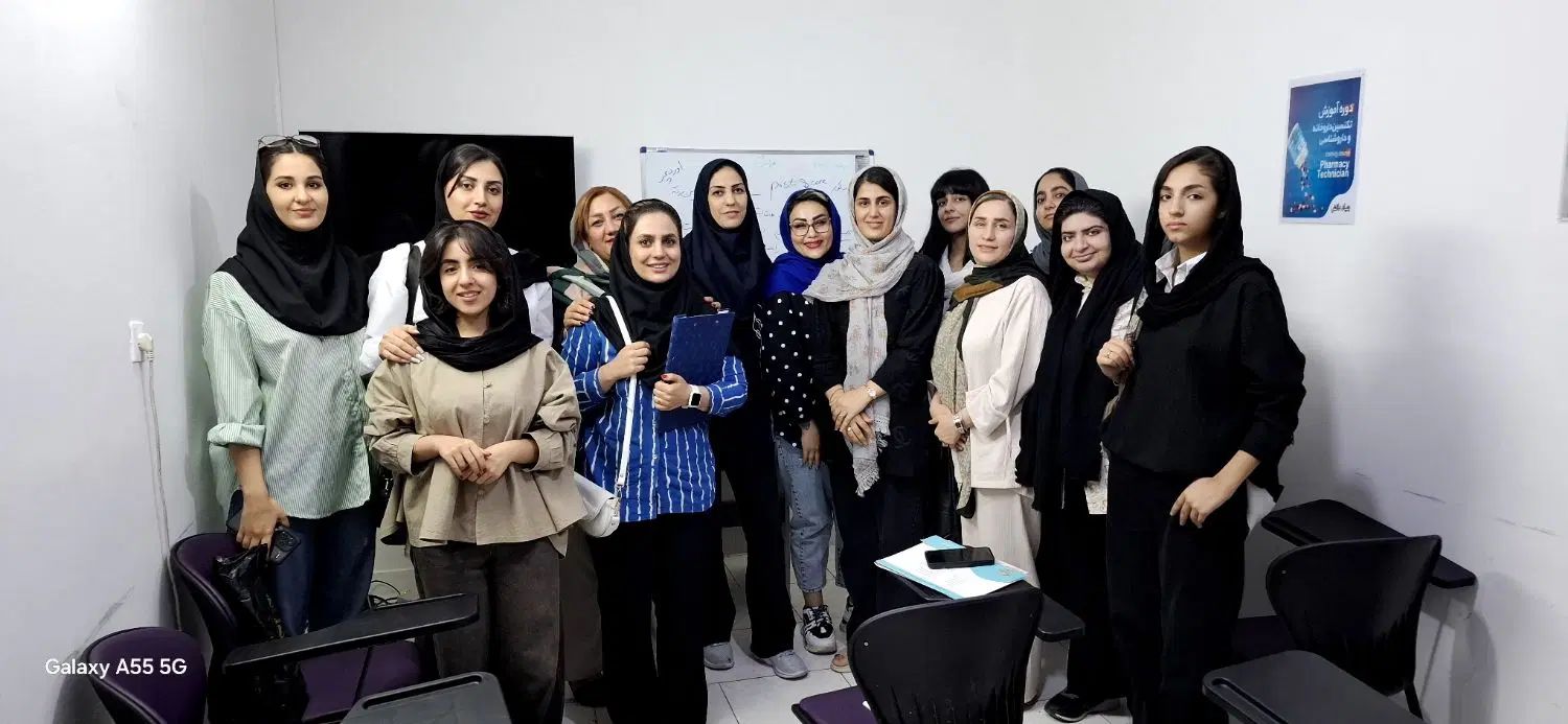 آموزش دستیار دندانپزشکی با مدرک علوم پزشکی|خدمات آموزشی|شاهین‌شهر, عطار|دیوار