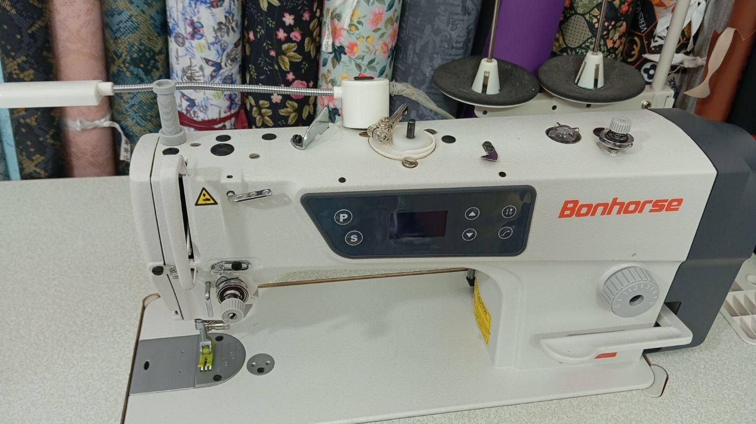 چرخ خیاطی صنعتی|چرخ خیاطی و ریسندگی|قائن, |دیوار