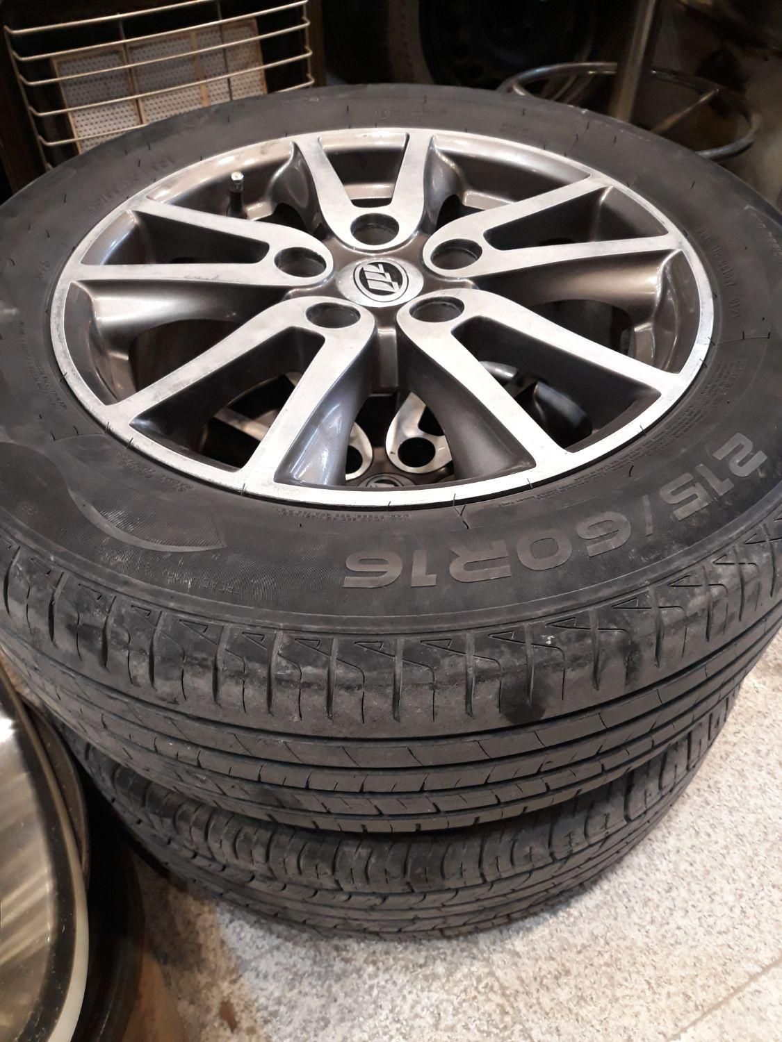 رینگ ۱۶ لیفان ۸۲۰ و ام وی ام X33 با لاستیک|قطعات یدکی و لوازم جانبی|ساری, |دیوار