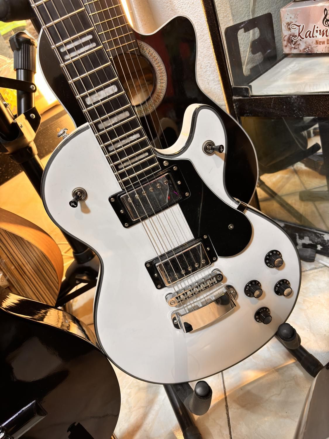 گیتار الکتریک وارداتی و ایرانی|گیتار، بیس، امپلیفایر|کرج, حسین‌آباد|دیوار