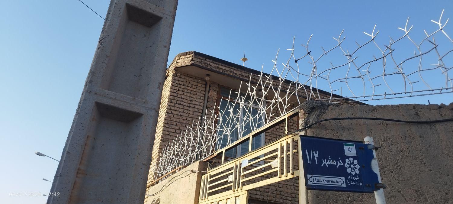 حفاظ دیواری شاخ گوزنی پله سقف|خدمات پیشه و مهارت|تربتحیدریه, مورشک|دیوار